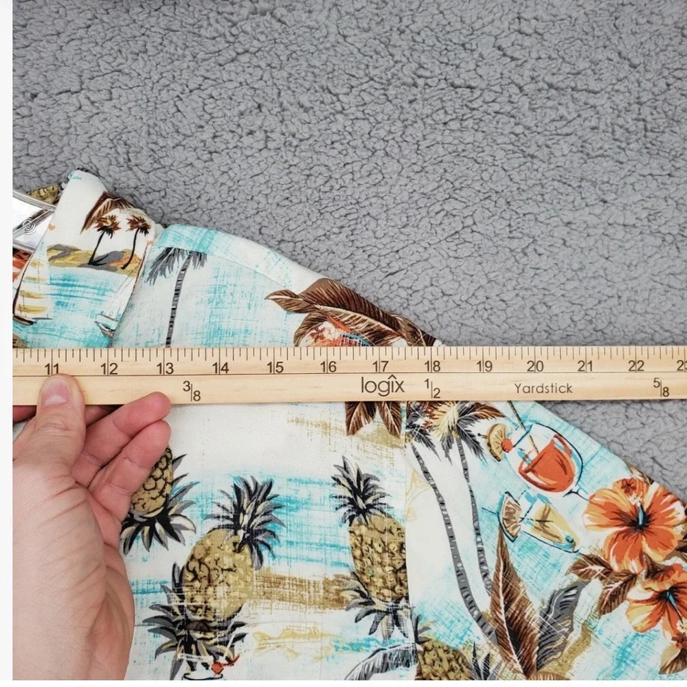 Campia Moda Men's Tropical Print Shirt - Red and Green - Picture 8 of 9